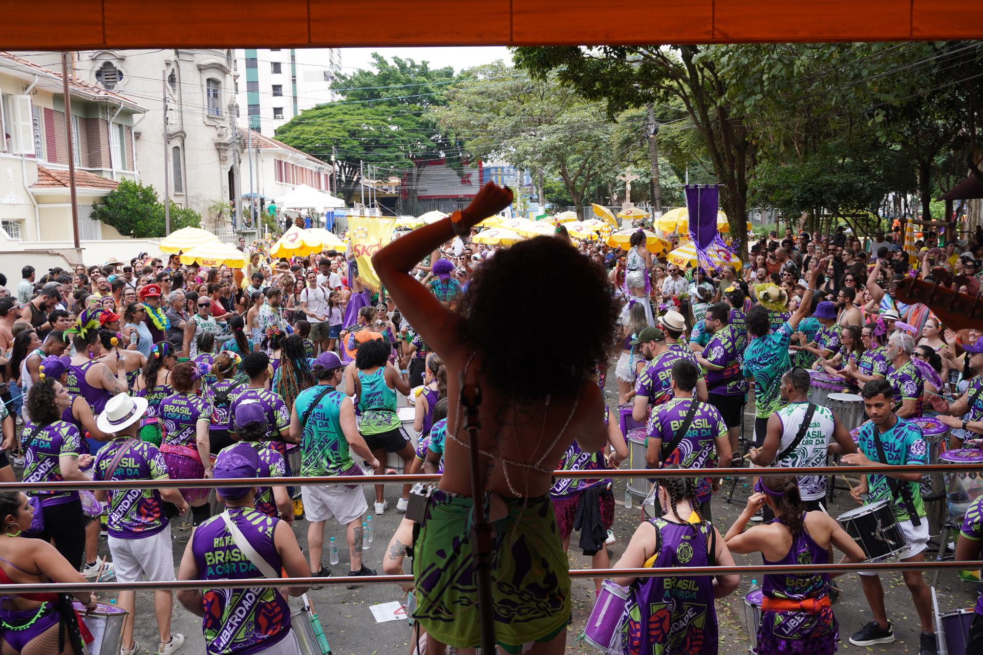 Caminhão Palco — Público